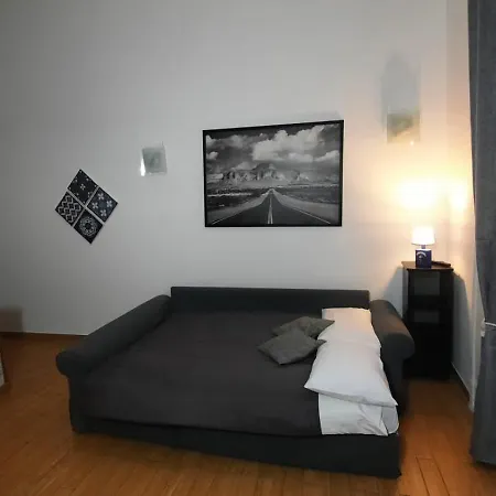 White Spagnoli نابولي