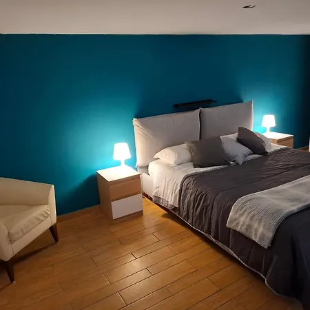 White Spagnoli Apartment