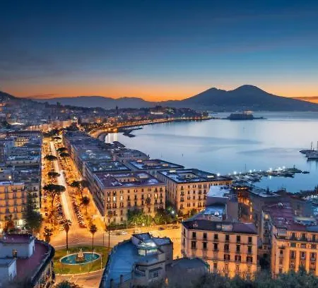 Apartment White Spagnoli Naples