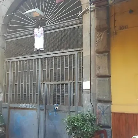 White Spagnoli * Νάπολη