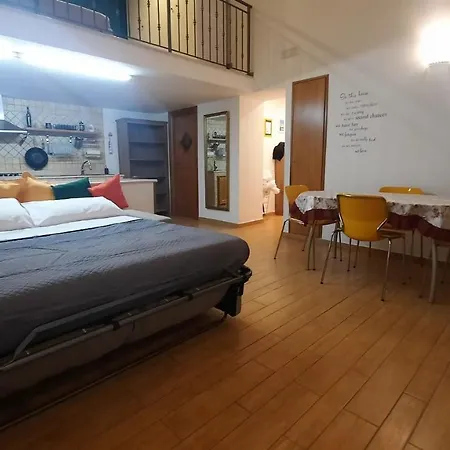 White Spagnoli Nápoles