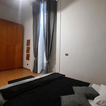 White Spagnoli נאפולי