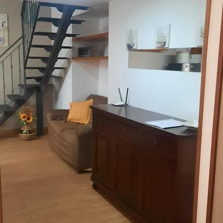 White Spagnoli Νάπολη