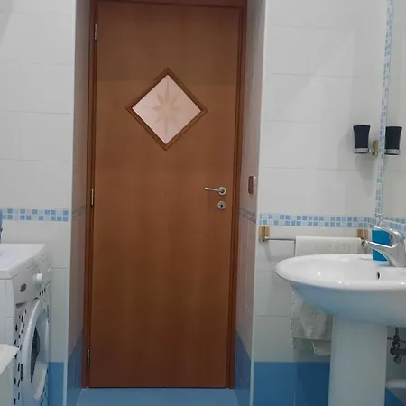 White Spagnoli Apartment