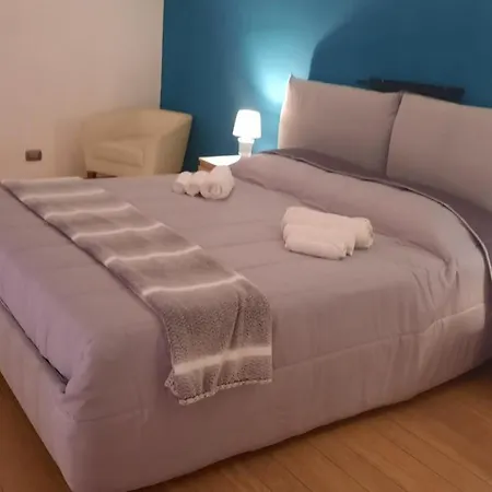 White Spagnoli Апартаменты Неаполь