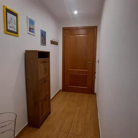 White Spagnoli Апартаменты Неаполь