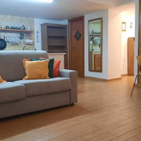 White Spagnoli Apartman Nápoly