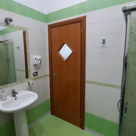 Apartment White Spagnoli *